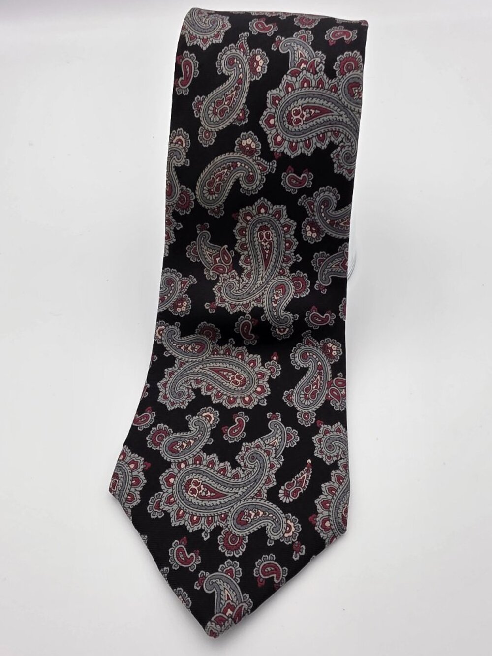 Don Loper Beverly Hills Vintage Paisley Silk Tie Black Gray Burgundy 58"